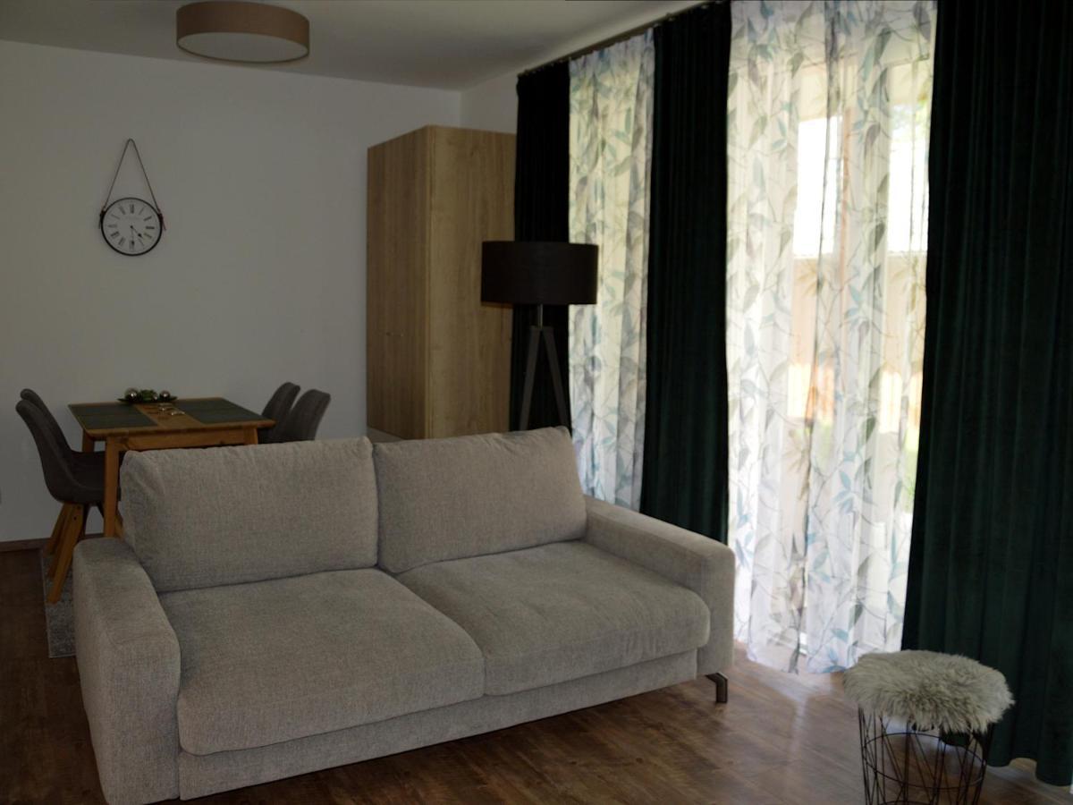 Berglebnis Apartamento Tauplitz Exterior foto