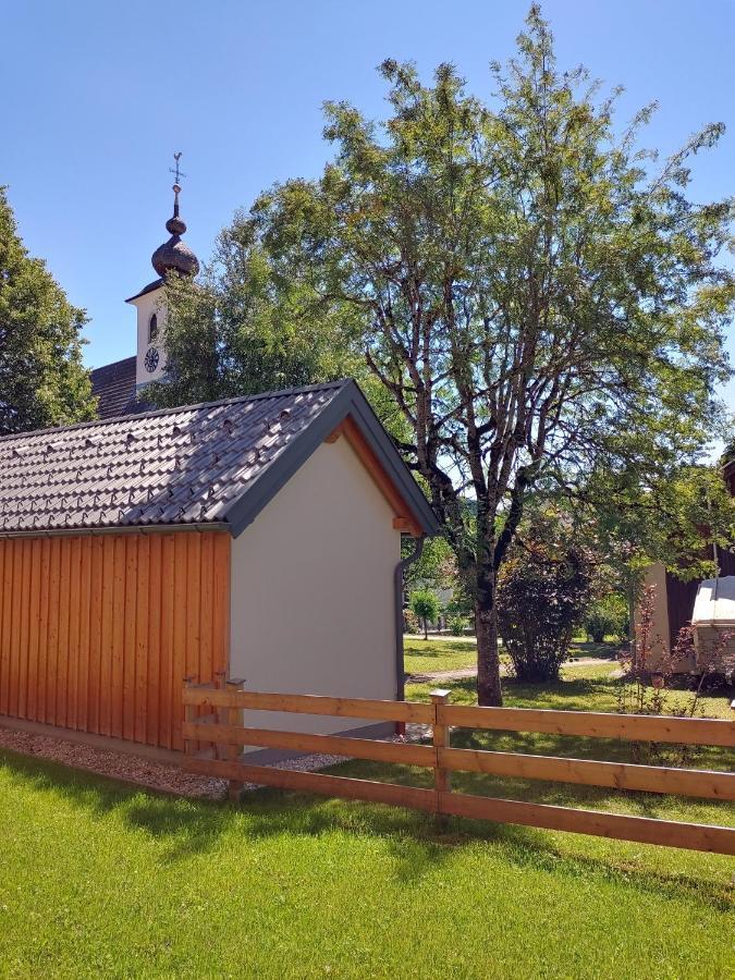 Berglebnis Apartamento Tauplitz Exterior foto